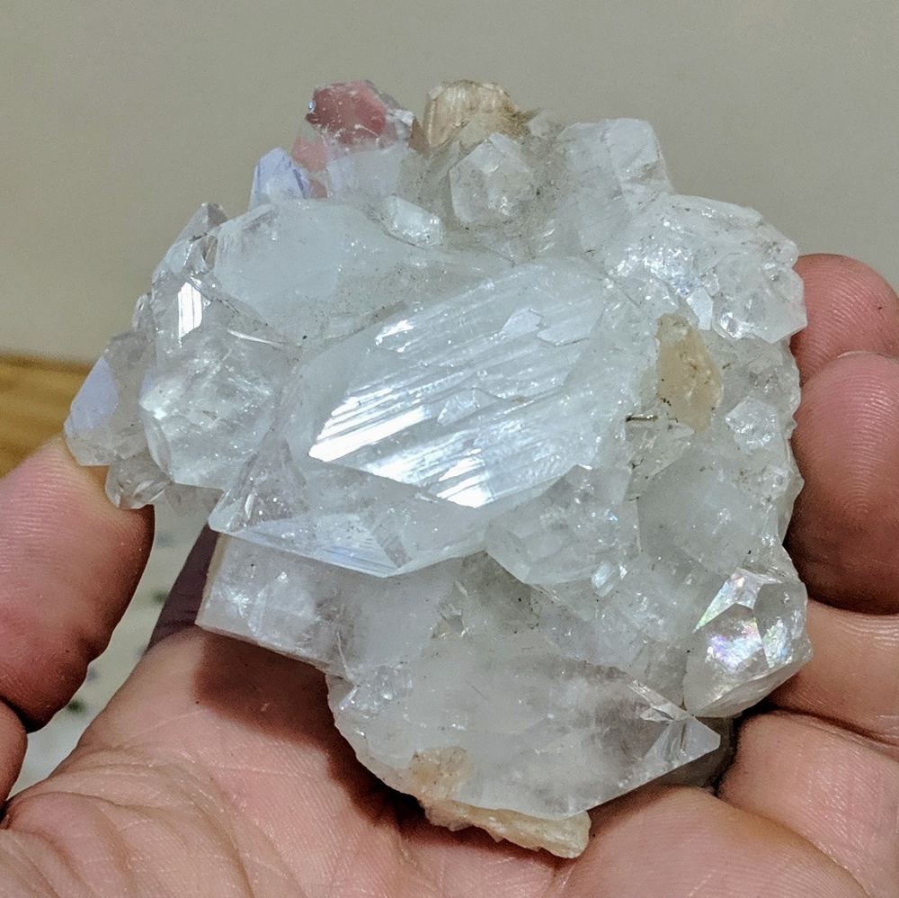 Apophyllite cluster w/stilbite from Jalgoon, India